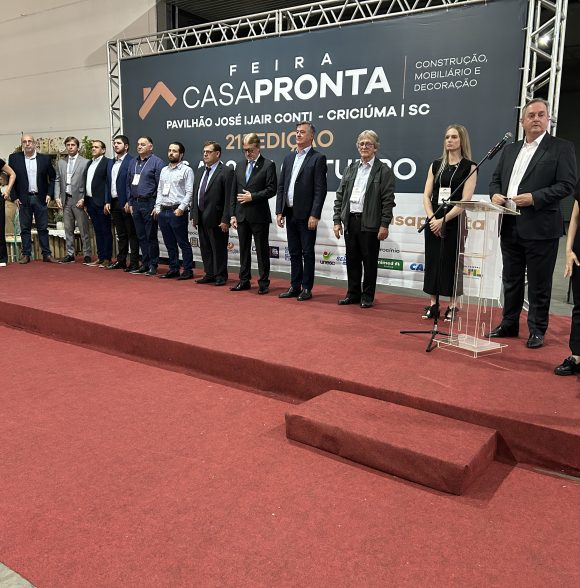 CasaPronta: com inovações e tendências, 21ª edição da feira é aberta oficialmente com autoridades