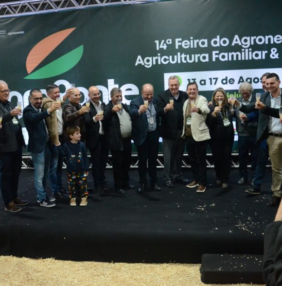 Edição histórica: Feira AgroPonte abre com recorde de expositores e homenagem a Criciúma