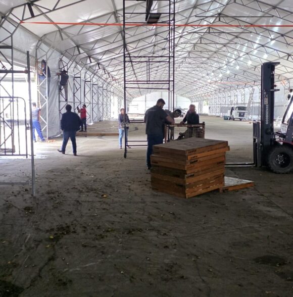 Maior Feira AgroPonte da história ganha forma em estrutura de 30 mil m²