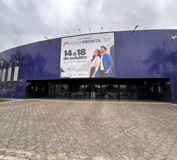 CasaPronta Criciúma abre 23ª edição com homenagem ao arquiteto Fernando Carneiro e corredores movimentados 5 E759BF4C B104 481A B27C 74FD28DCF285 Grande